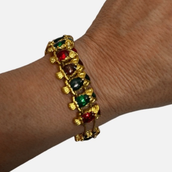 Jewelry - Vintage Y2K Gold Enamel Multicolored Owl Bracelet Classy Length 7 1/4“